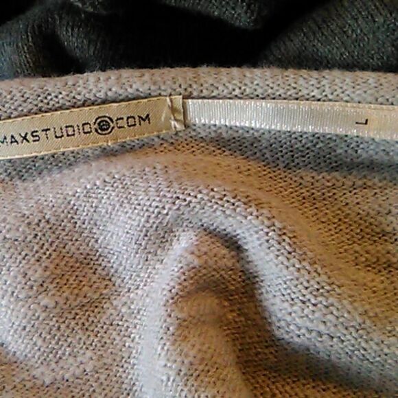 Kensie/ Max Studio Bundle of Two Sweater Dresses - Picture 9 of 14